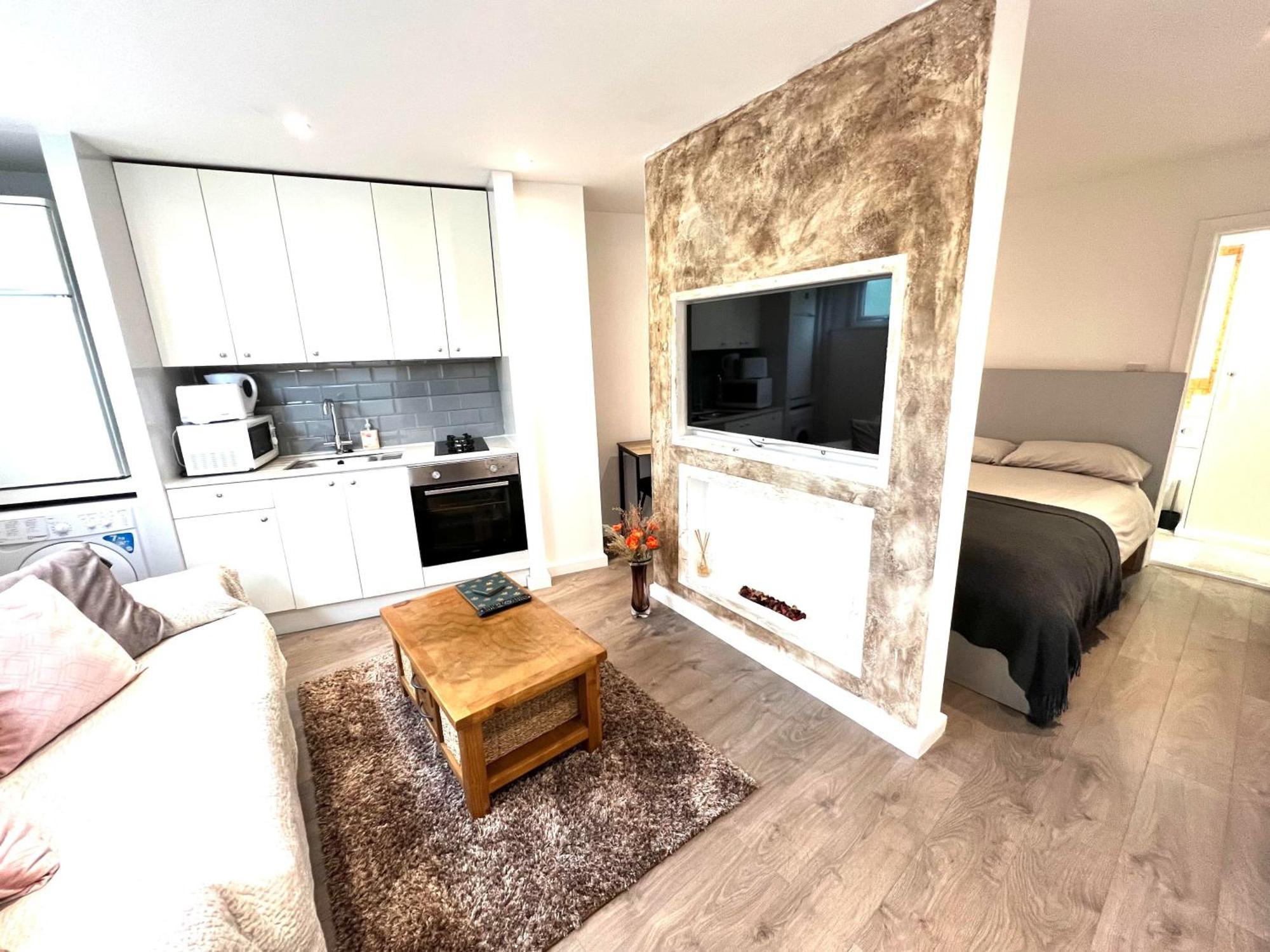 Modern Studio Apartment With Free Wifi London Exterior foto
