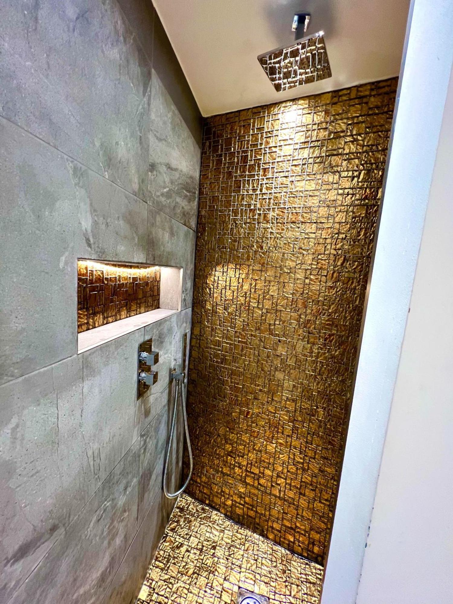 Modern Studio Apartment With Free Wifi London Exterior foto